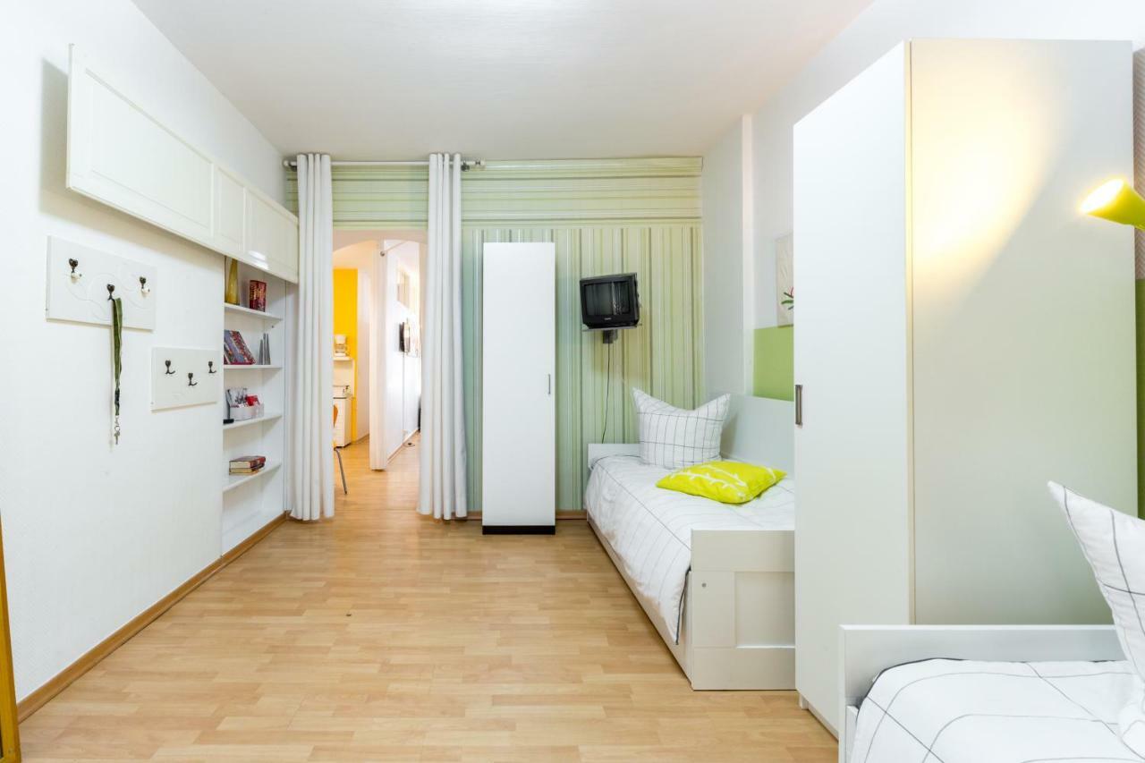 Schones 2-Zimmer-Apartment In Kollwitzplatz-Nahe Berlin Luaran gambar